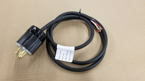 Optional pigtail cord with twist lock plug